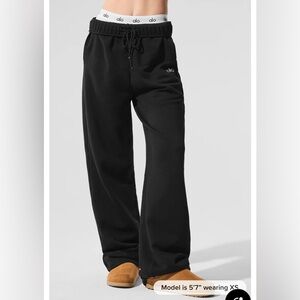 All Accolade Straight Leg Sweatpants